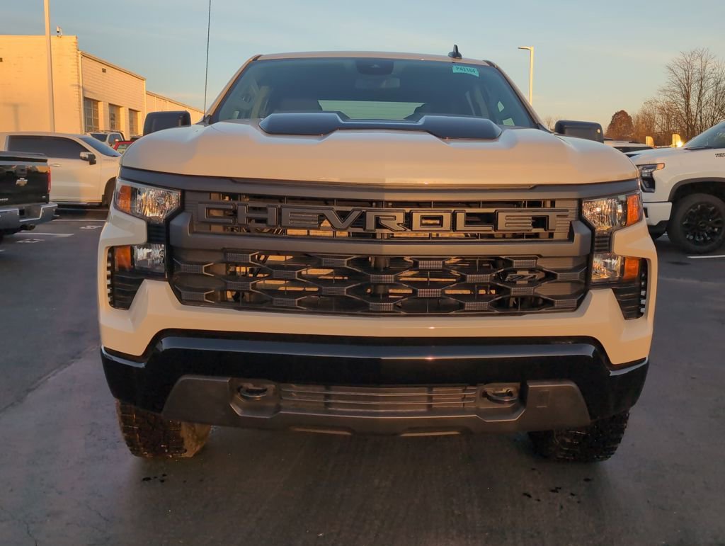 New 2026 Chevrolet Silverado 1500 Custom Trail Boss w/ Dark Appearance Package image 2