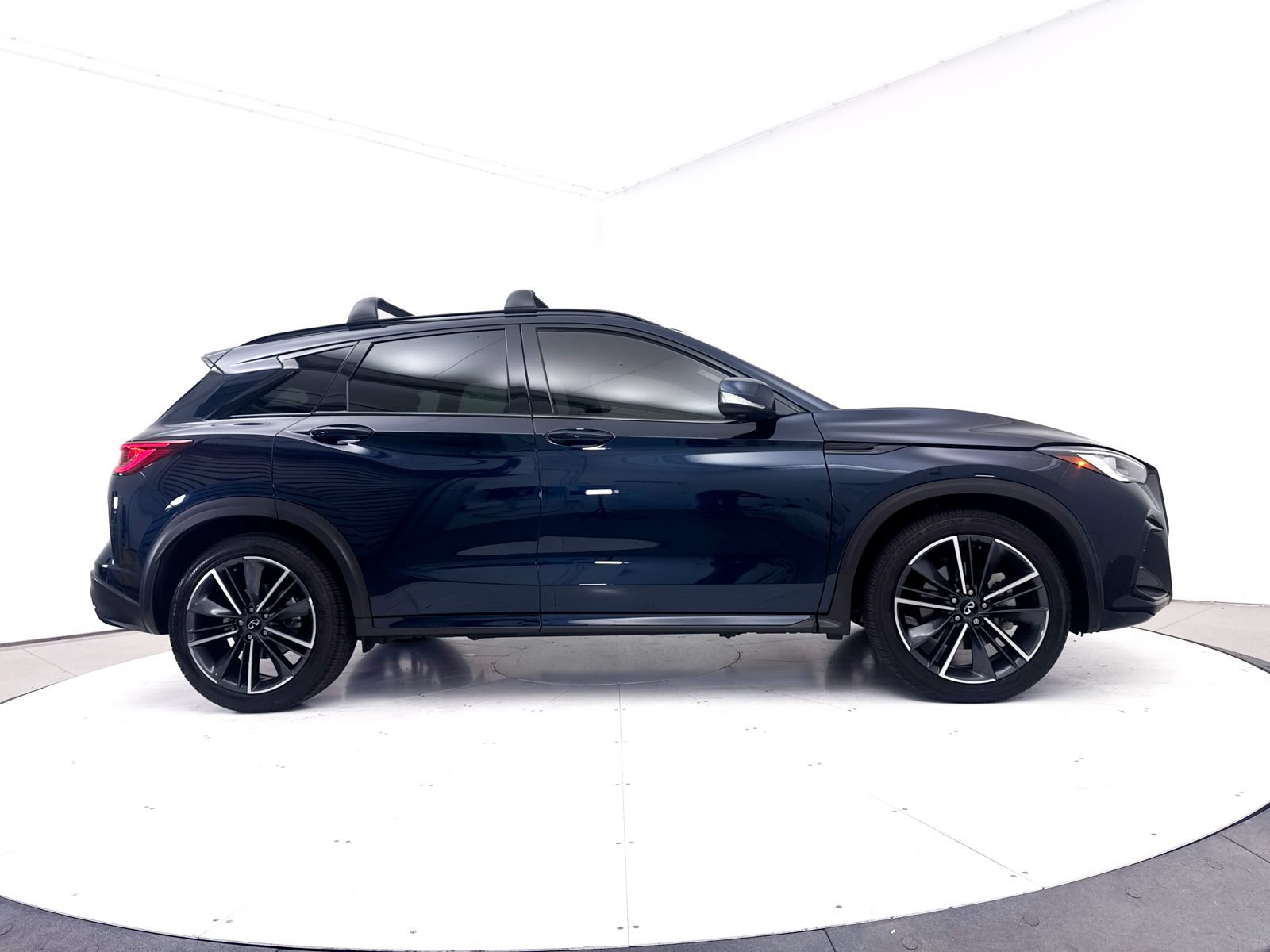 Used 2025 INFINITI QX50 Sport AWD/4WD image 40