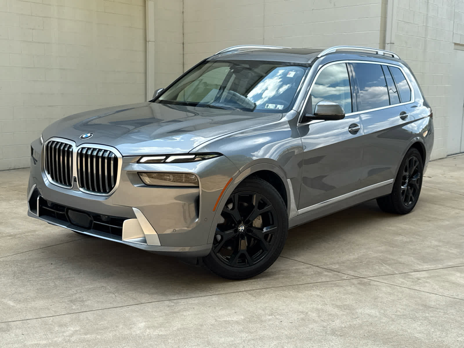 Certified 2024 BMW X7 xDrive40i w/ Climate Comfort Package