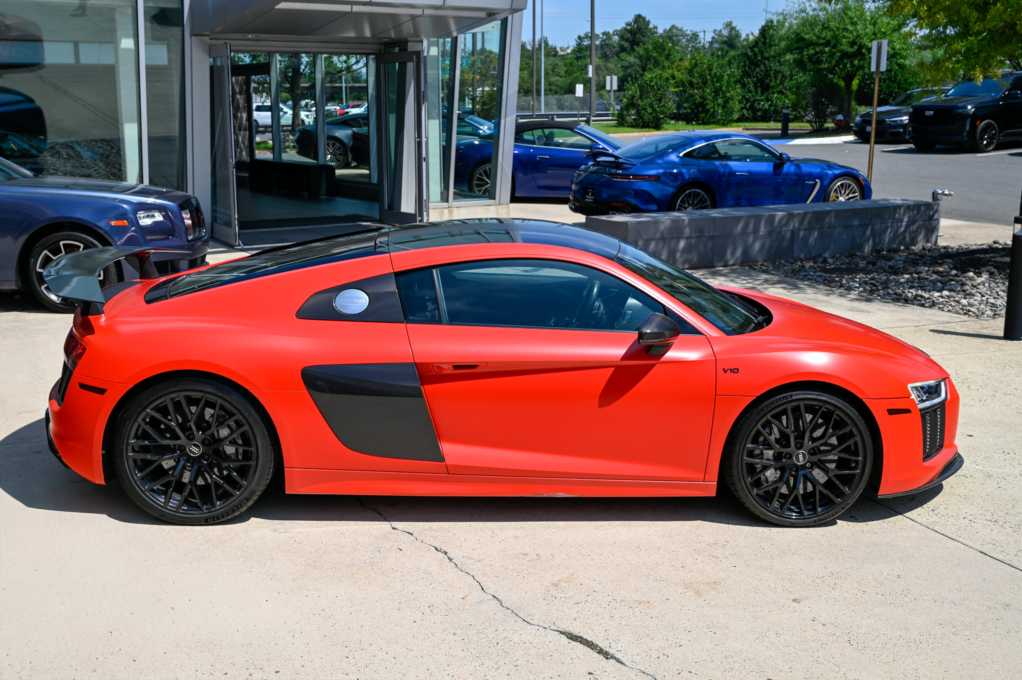 Used 2017 Audi R8 V10 plus AWD/4WD image 4