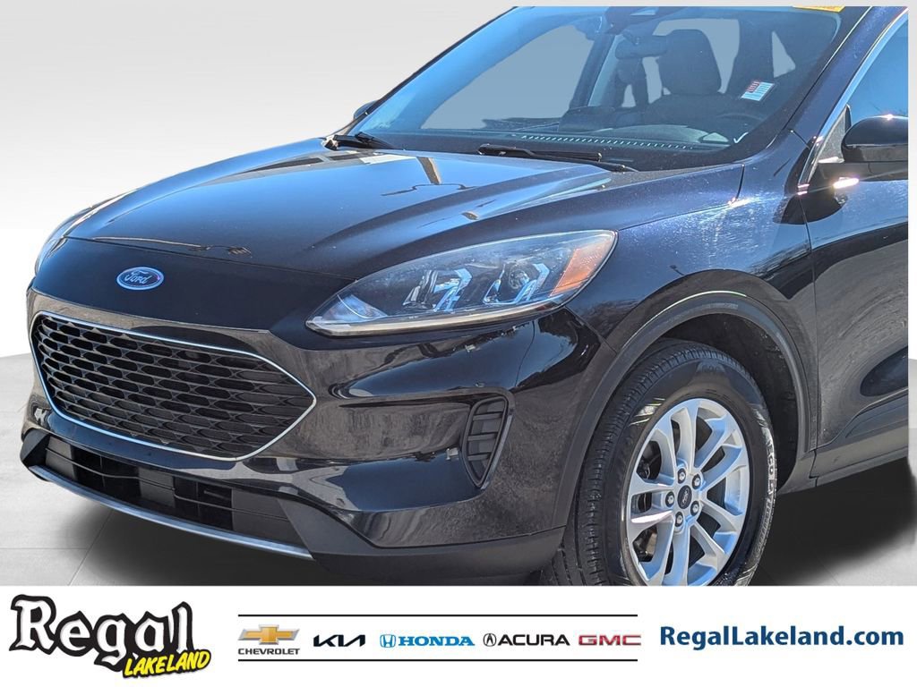 Used 2021 Ford Escape SE w/ Cold Weather Package image 6