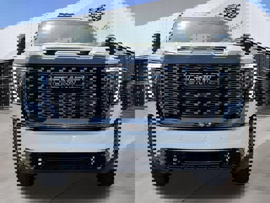 Used 2024 GMC Sierra 2500 Denali Ultimate image 4
