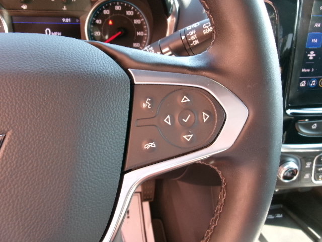 Used 2023 Chevrolet Traverse LT FWD image 21