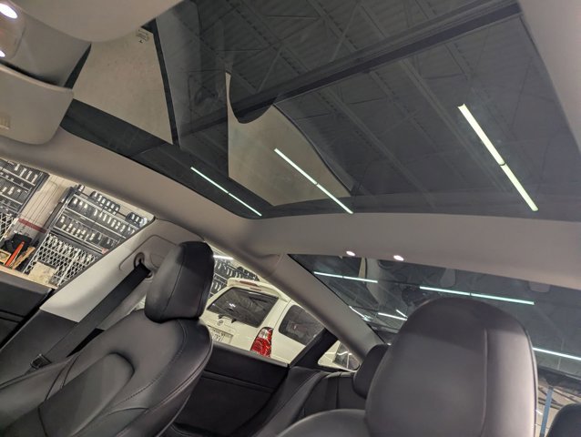 Used 2021 Tesla Model 3 Standard Range Plus image 20