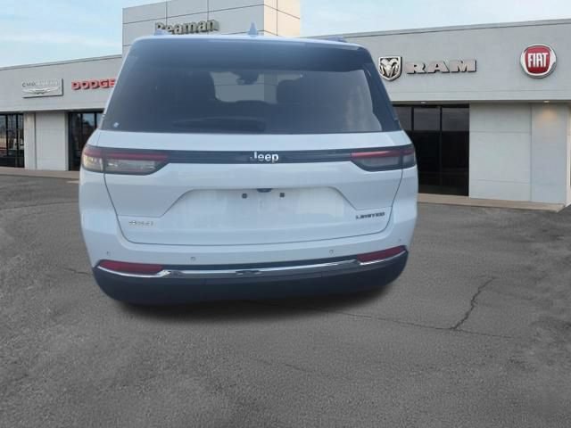 Used 2022 Jeep Grand Cherokee Limited AWD/4WD image 7