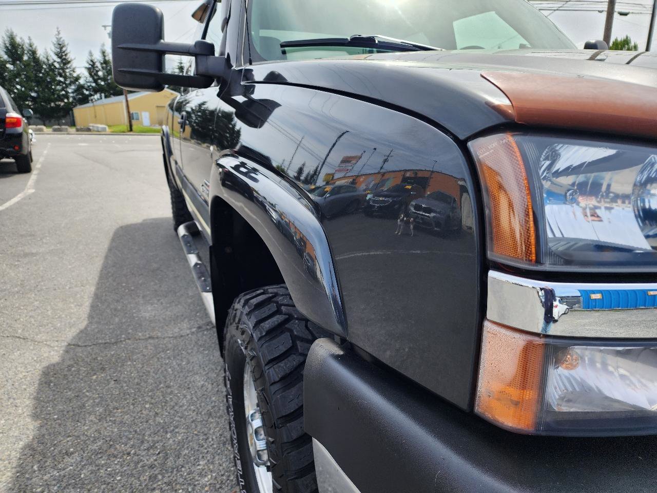Used 2004 Chevrolet Silverado 2500 LT AWD/4WD image 28