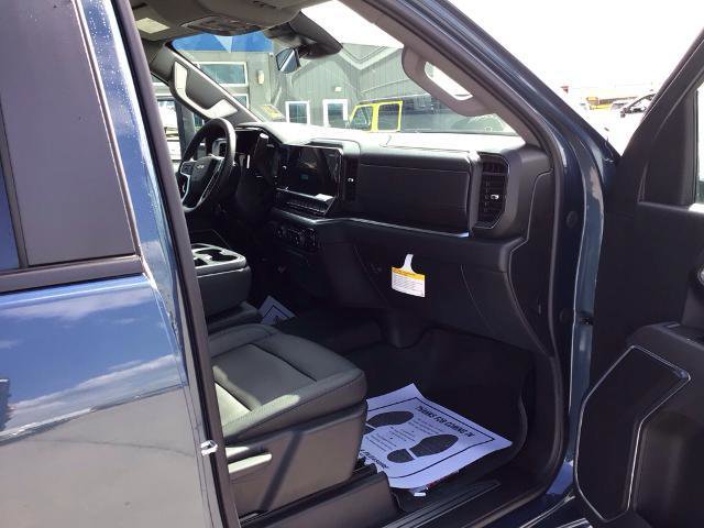 New 2026 Chevrolet Silverado 3500 LT AWD/4WD image 17
