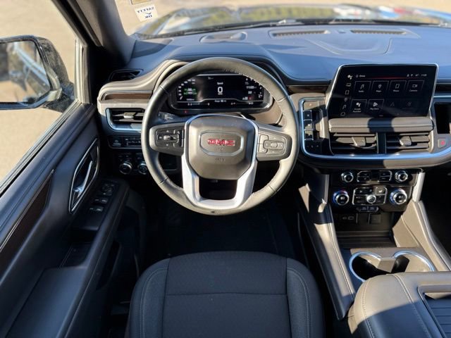 Used 2023 GMC Yukon XL SLE image 22