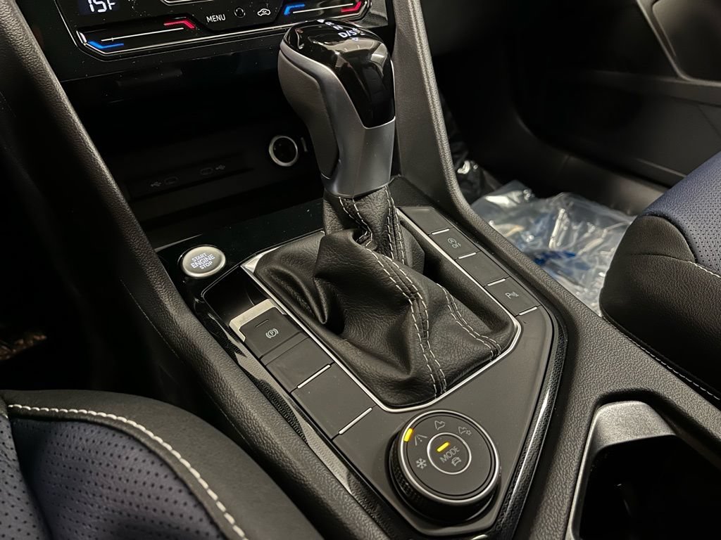 New 2026 Volkswagen Taos SEL AWD/4WD image 14