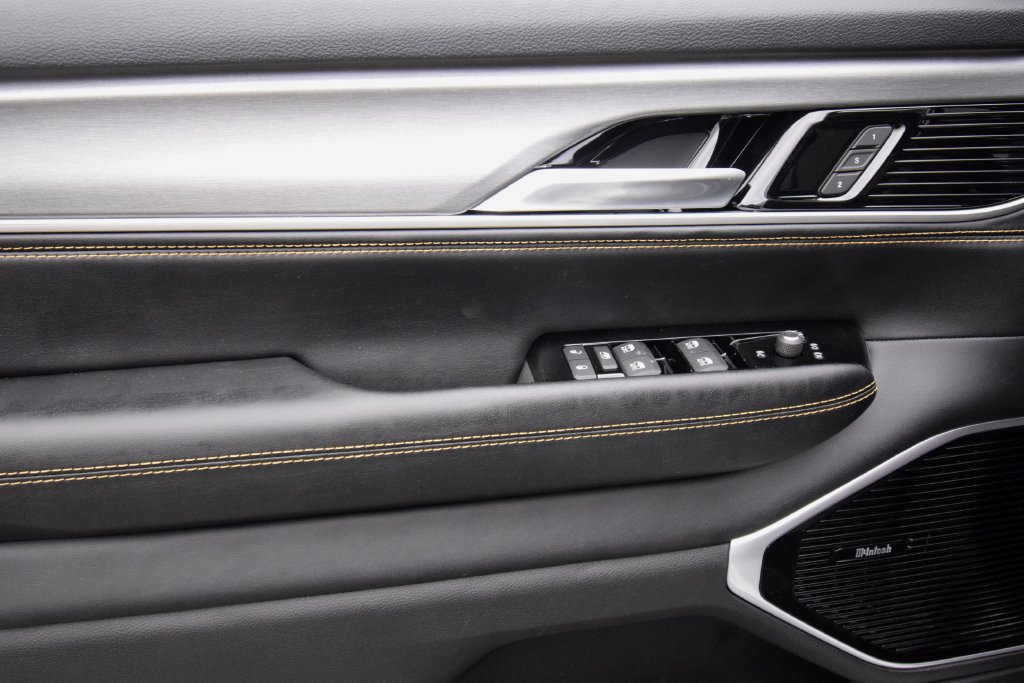 New 2026 Jeep Grand Wagoneer 4WD image 35