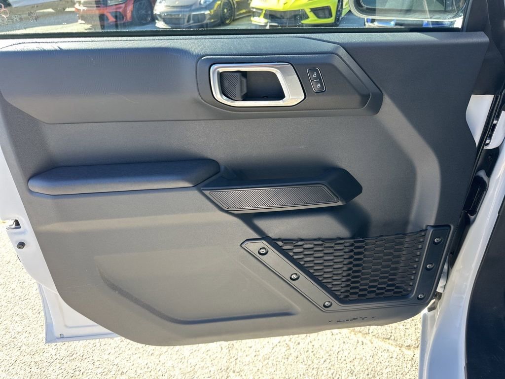 Used 2025 Ford Bronco Big Bend image 24