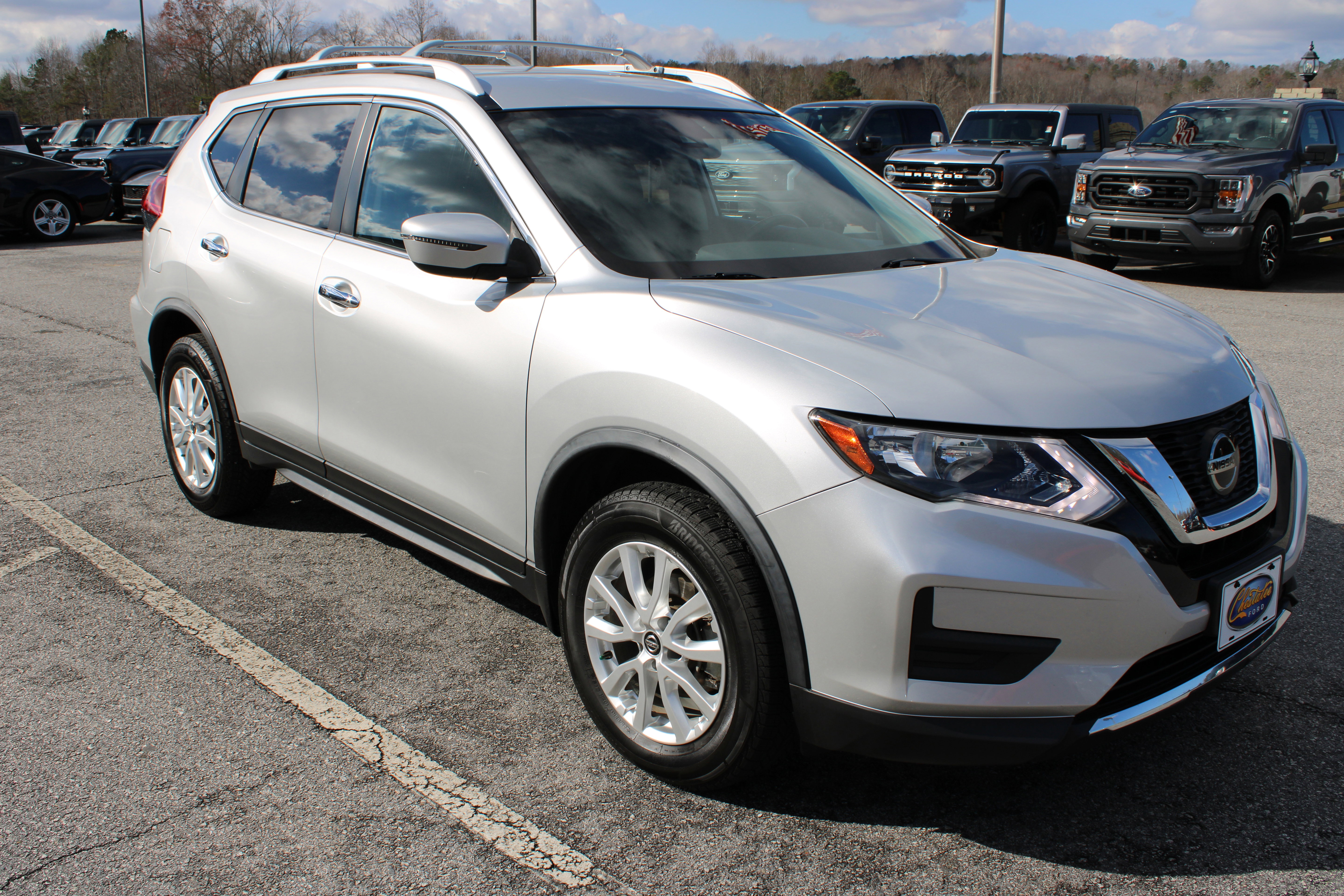 Used 2020 Nissan Rogue SV video 4