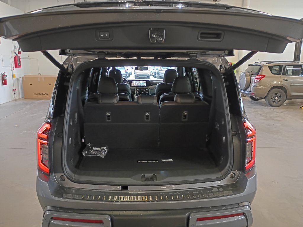 New 2026 Nissan Armada SL w/ Captain's Chari Seat Package AWD/4WD image 21