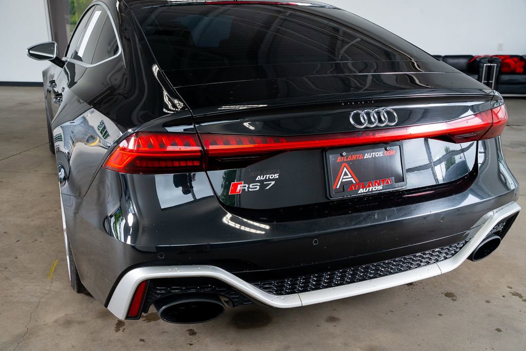 Used 2022 Audi RS 7 Sportback AWD/4WD image 19
