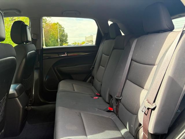 Used 2012 Kia Sorento LX w/ Convenience Pkg image 21