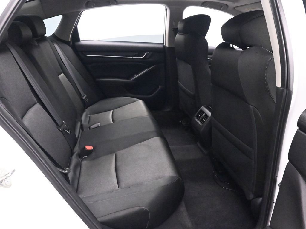 Used 2018 Honda Accord EX image 20
