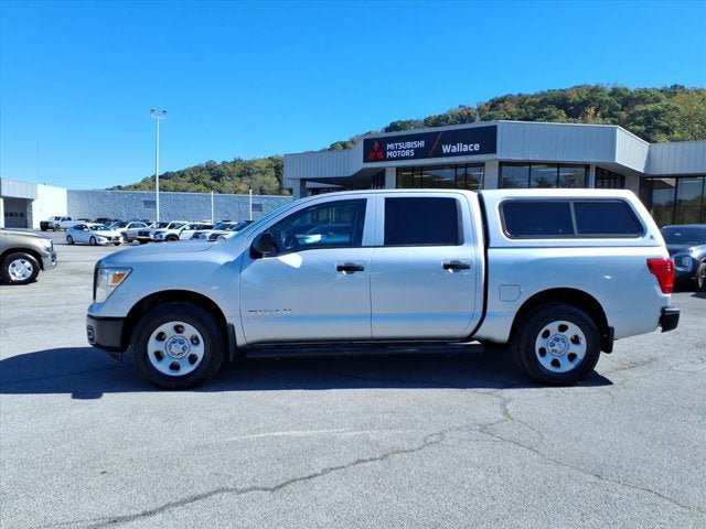 Used 2017 Nissan Titan S AWD/4WD image 9