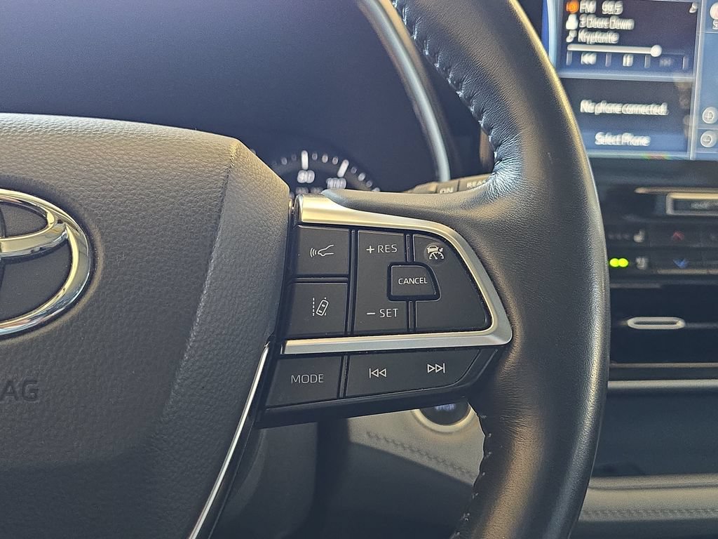 Used 2020 Toyota Highlander Platinum AWD/4WD image 20