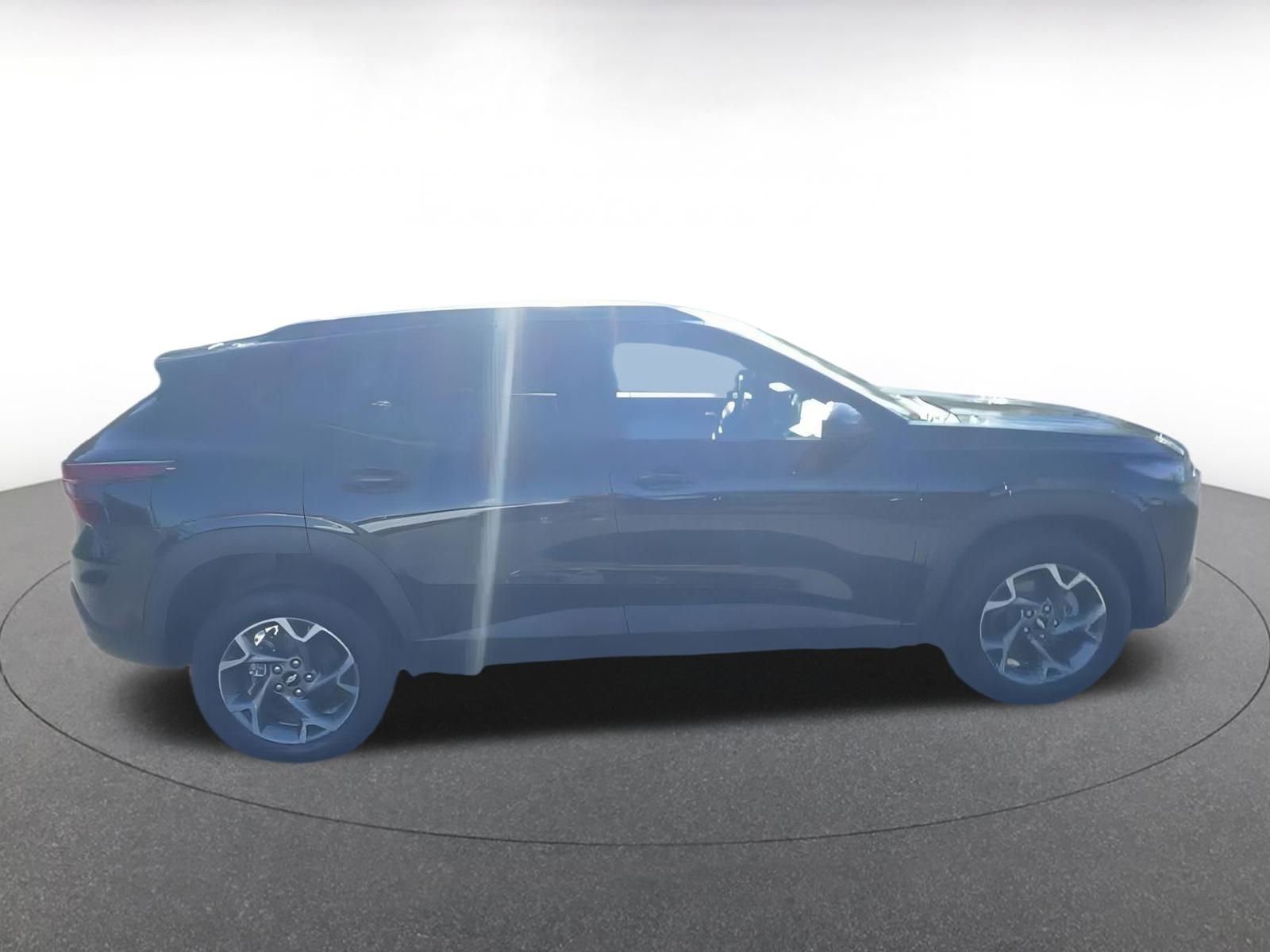 Used 2025 Chevrolet Trax LT image 16