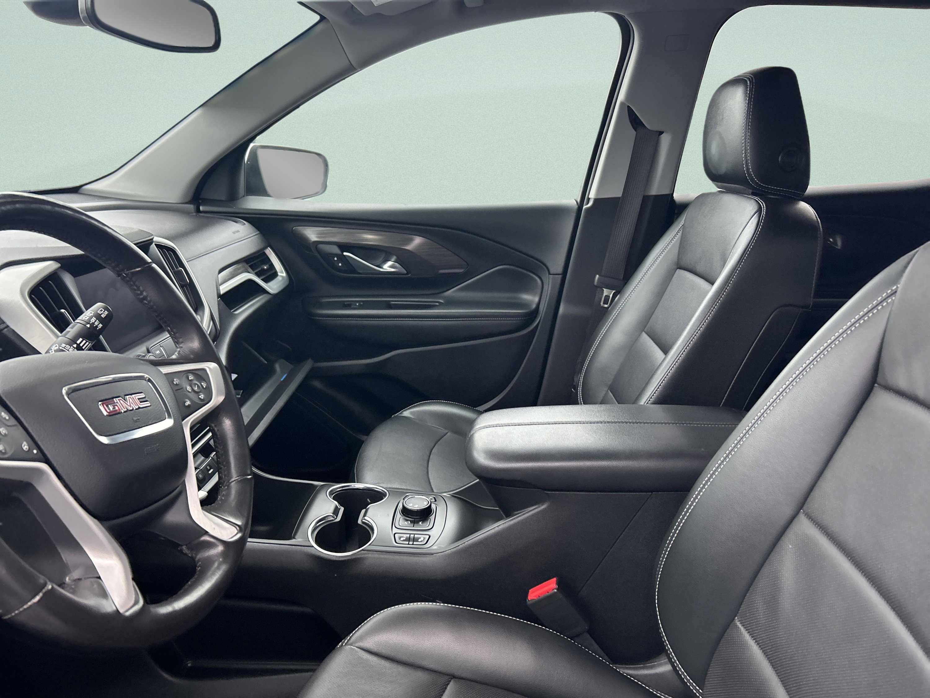 Used 2022 GMC Terrain SLT image 11