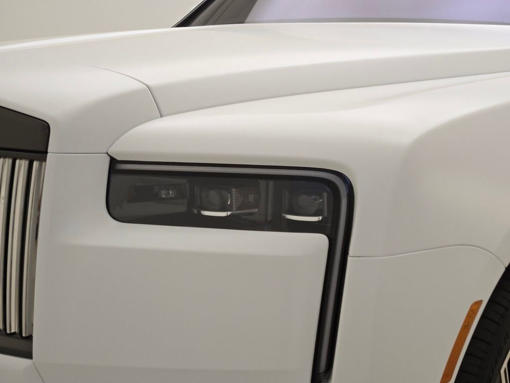 Certified 2026 Rolls-Royce Cullinan Black Badge AWD/4WD image 8