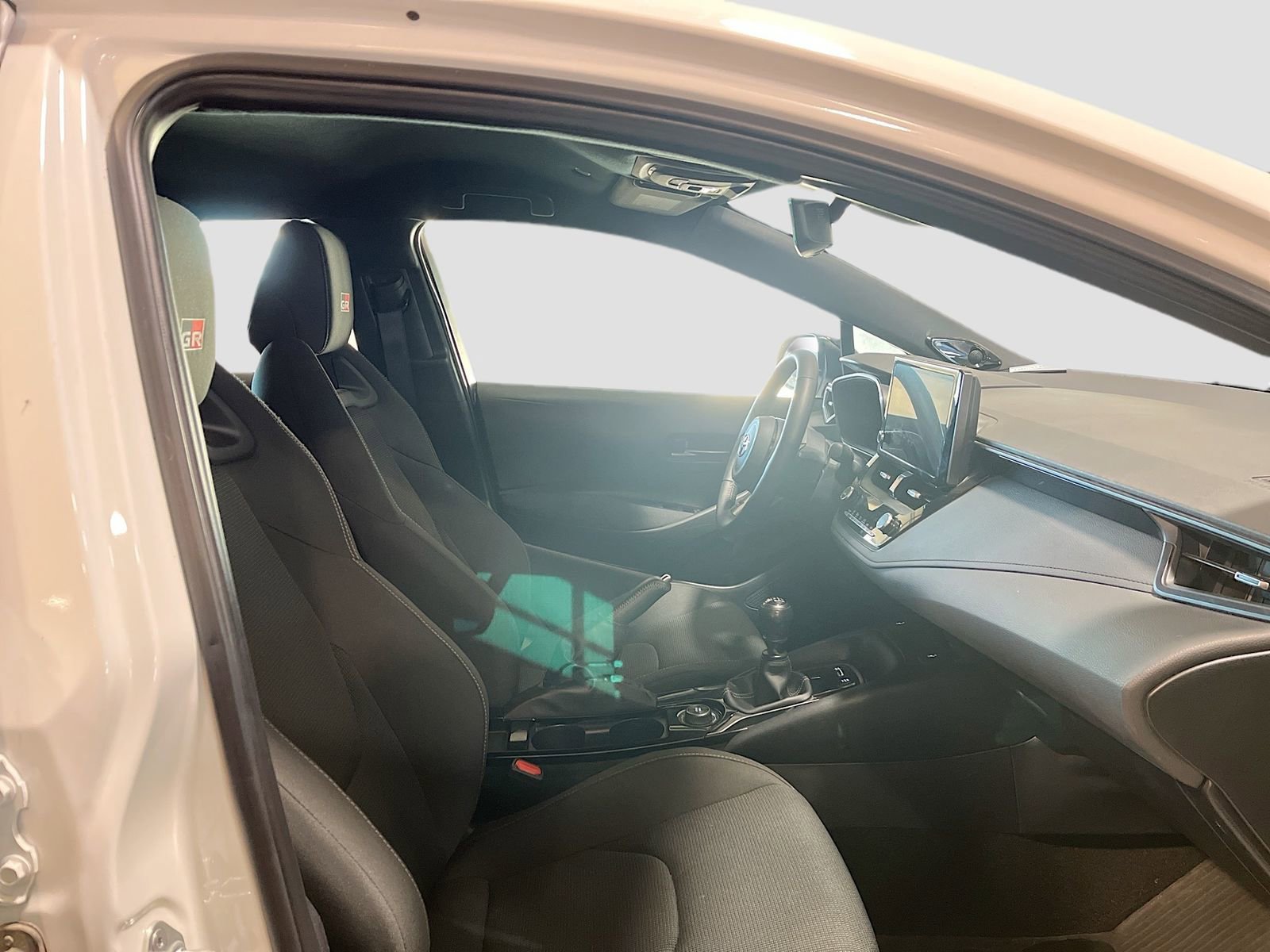 Used 2023 Toyota Corolla Core w/ Performance Package image 29