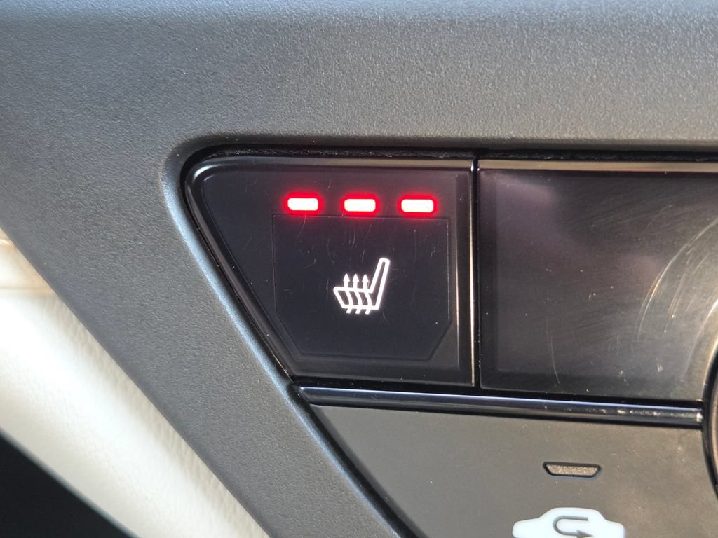 Certified 2024 Honda Accord EX image 6