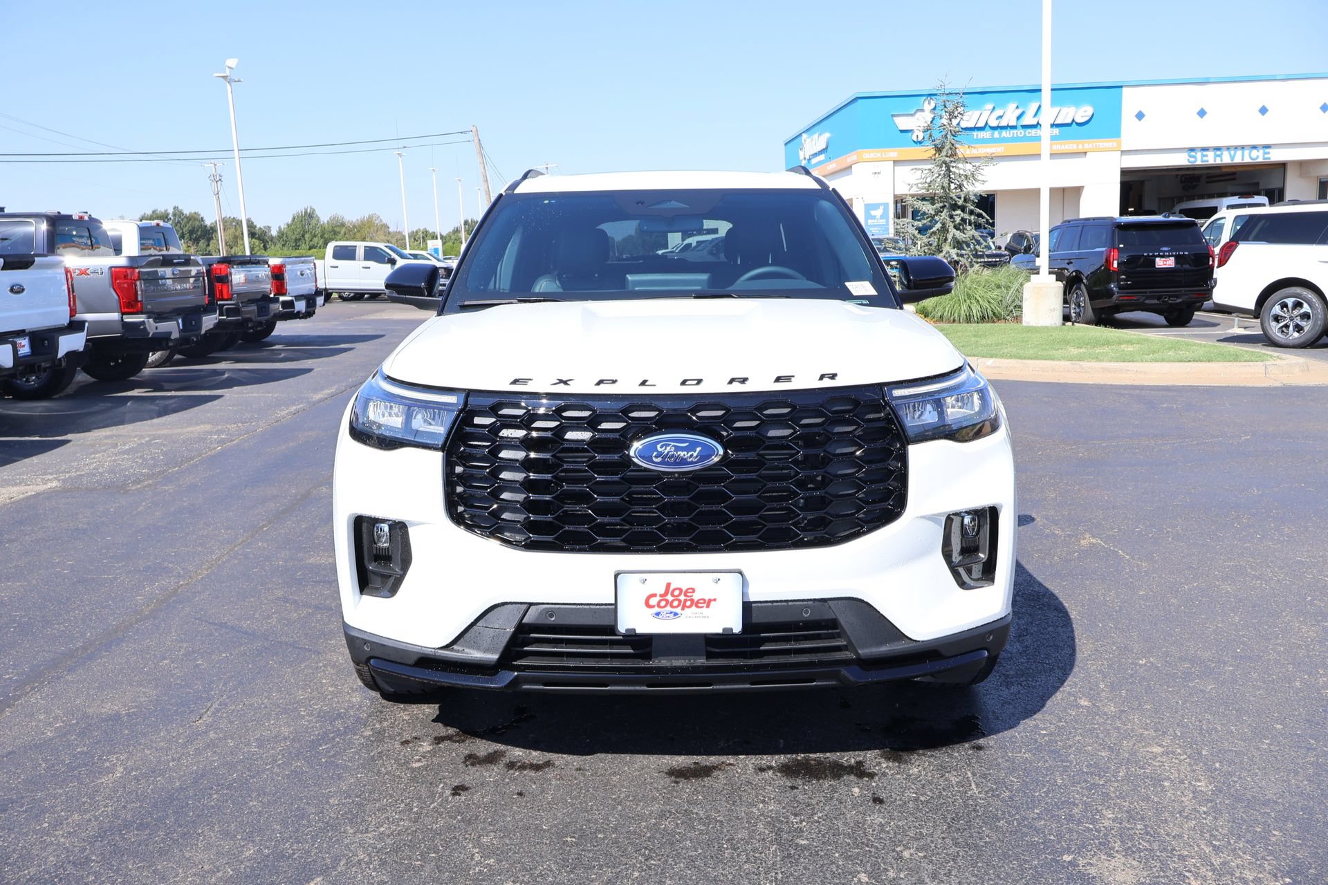 New 2026 Ford Explorer ST-Line w/ ST-Line Street Pack AWD/4WD image 9