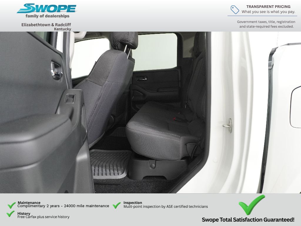 Used 2023 Nissan Frontier SV w/ Tow Package AWD/4WD image 12
