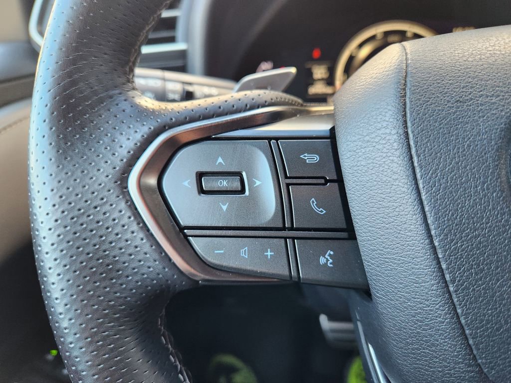 Used 2024 Lexus LX 600 F Sport image 28