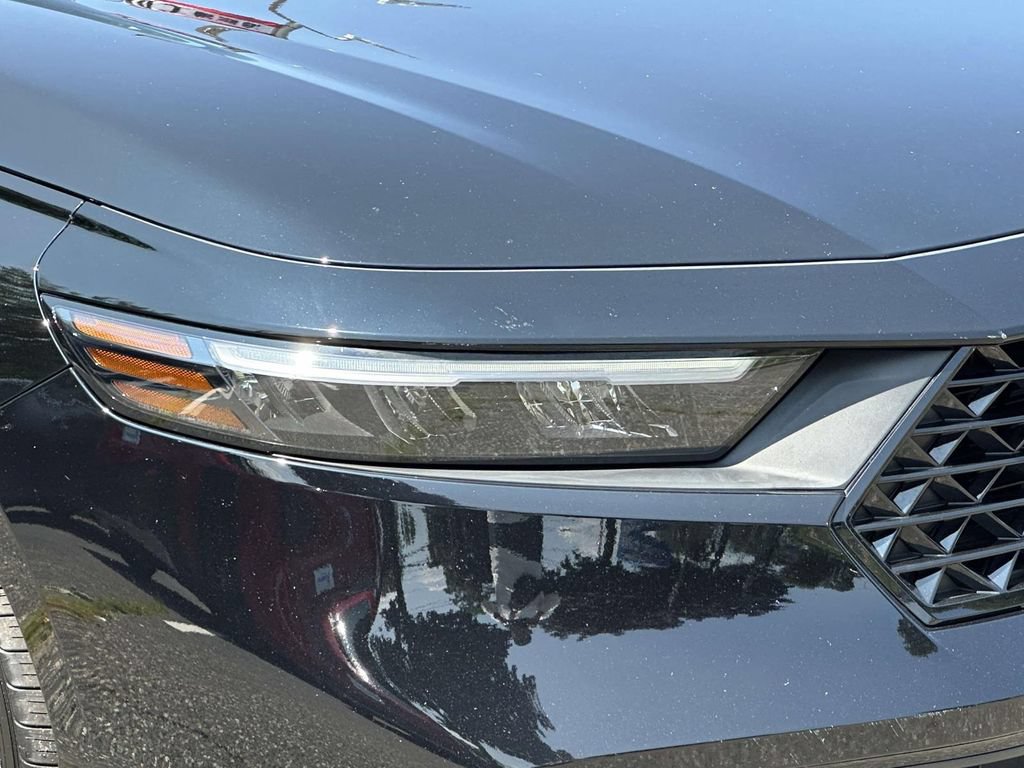 Certified 2023 Honda Accord Sport image 7