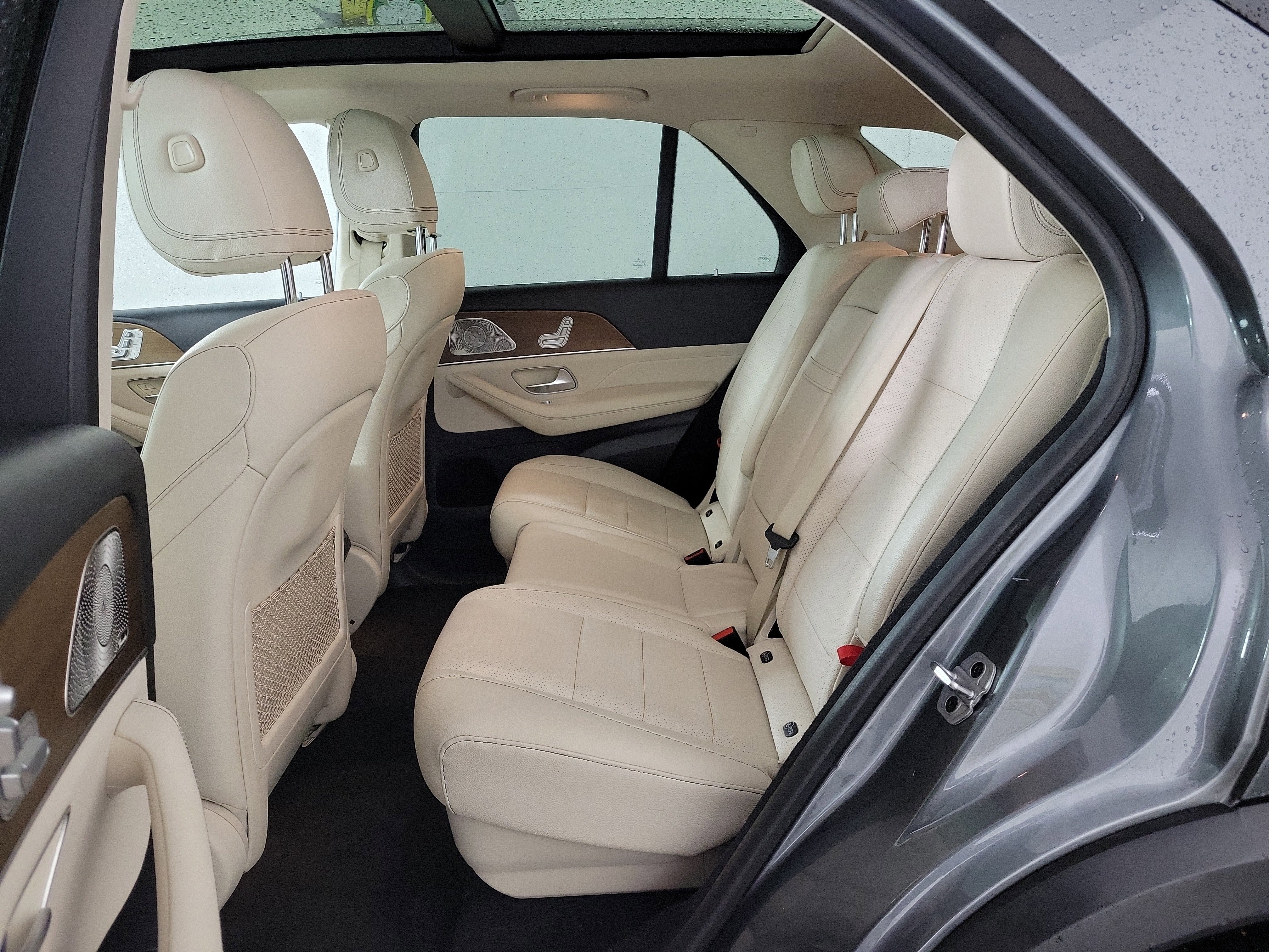 Used 2021 Mercedes-Benz GLE 350 4MATIC image 10