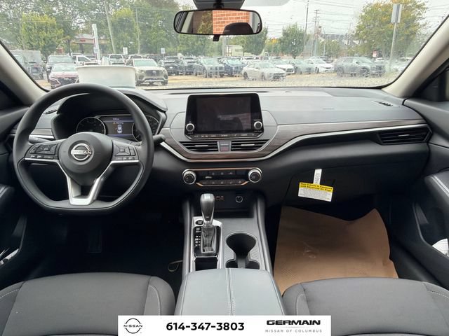 New 2026 Nissan Altima 2.5 SV FWD image 14