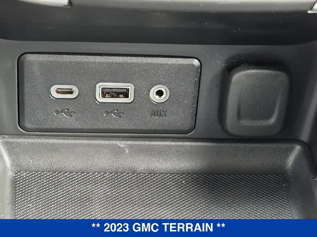 Used 2023 GMC Terrain SLE w/ Driver Convenience Package AWD/4WD image 25