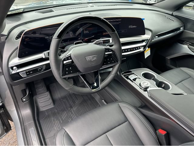 New 2026 Cadillac Lyriq Premium Sport w/ LPO, Floor Liner Package AWD/4WD image 24