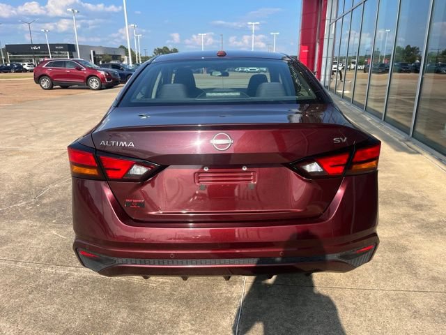 Used 2023 Nissan Altima 2.5 SV FWD image 3