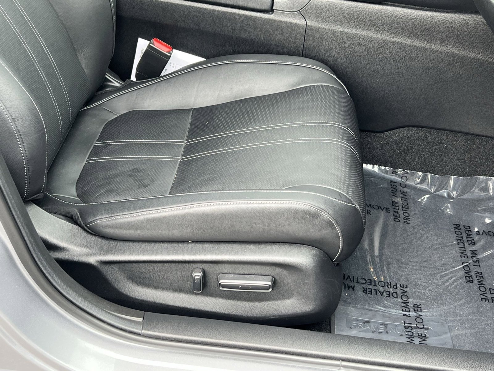 Used 2020 Honda Insight Touring image 27