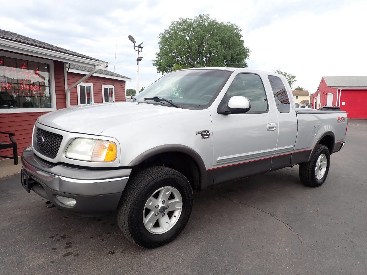 Used 2002 Ford F150 XLT AWD/4WD image 3