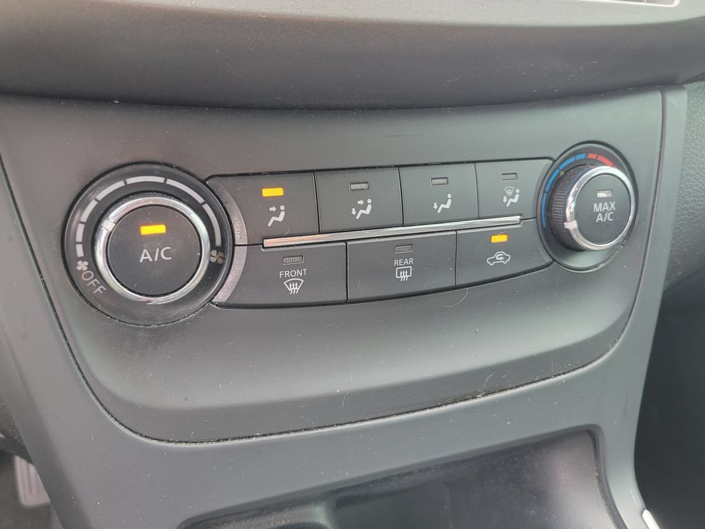 Used 2016 Nissan Sentra S FWD image 25
