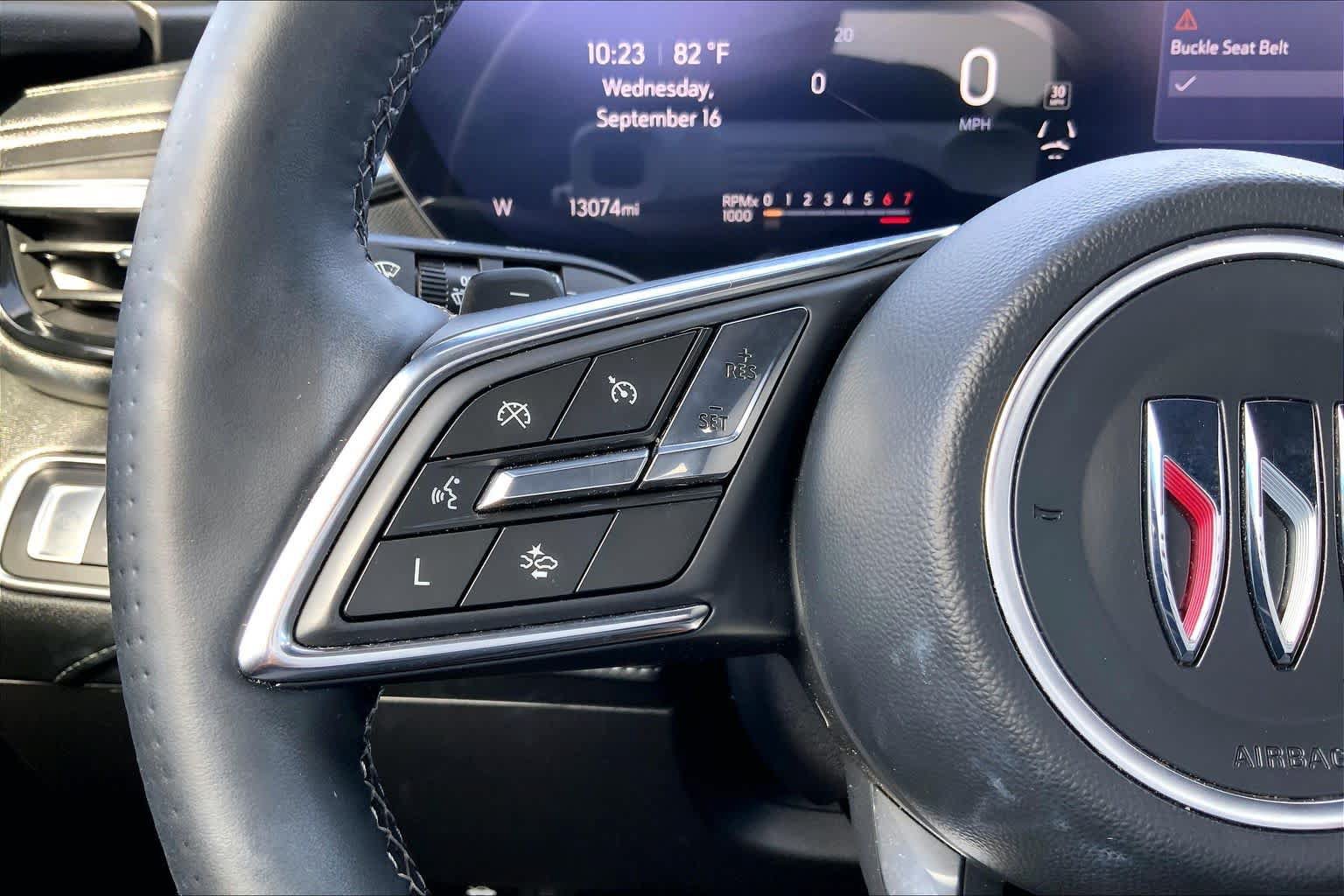 Used 2025 Buick Enclave Sport Touring FWD image 24
