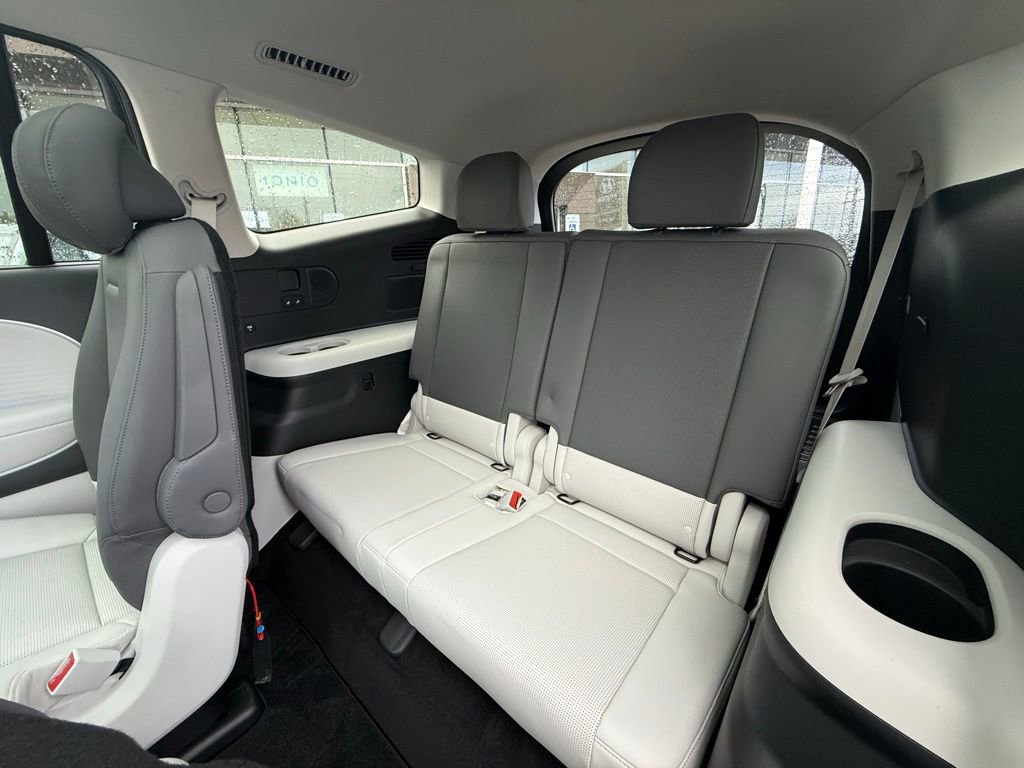 Certified 2026 Hyundai Ioniq 9 Limited image 18