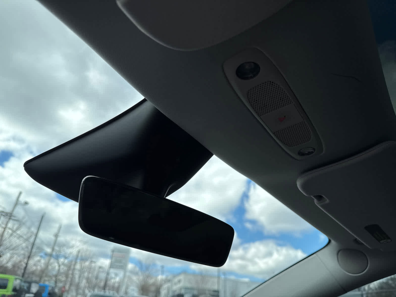 Used 2025 Tesla Model Y Performance image 24