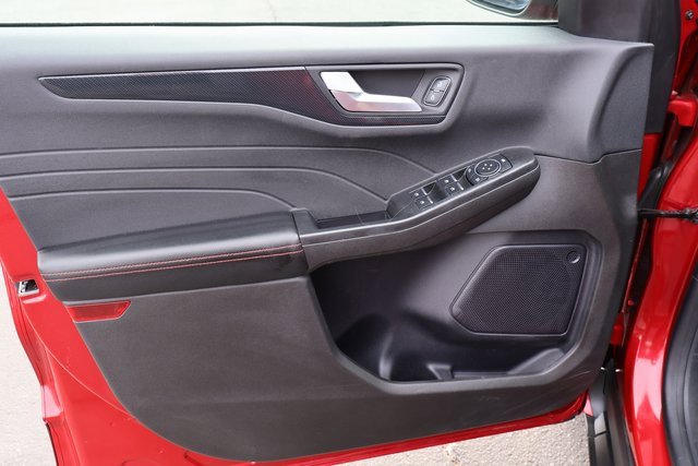 Used 2024 Ford Escape ST-Line w/ Tech Pack #1 image 27