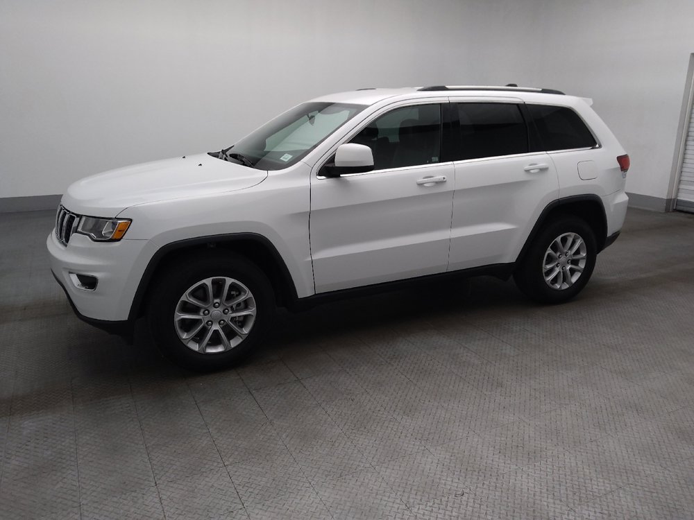 Used 2021 Jeep Grand Cherokee Laredo X RWD image 2