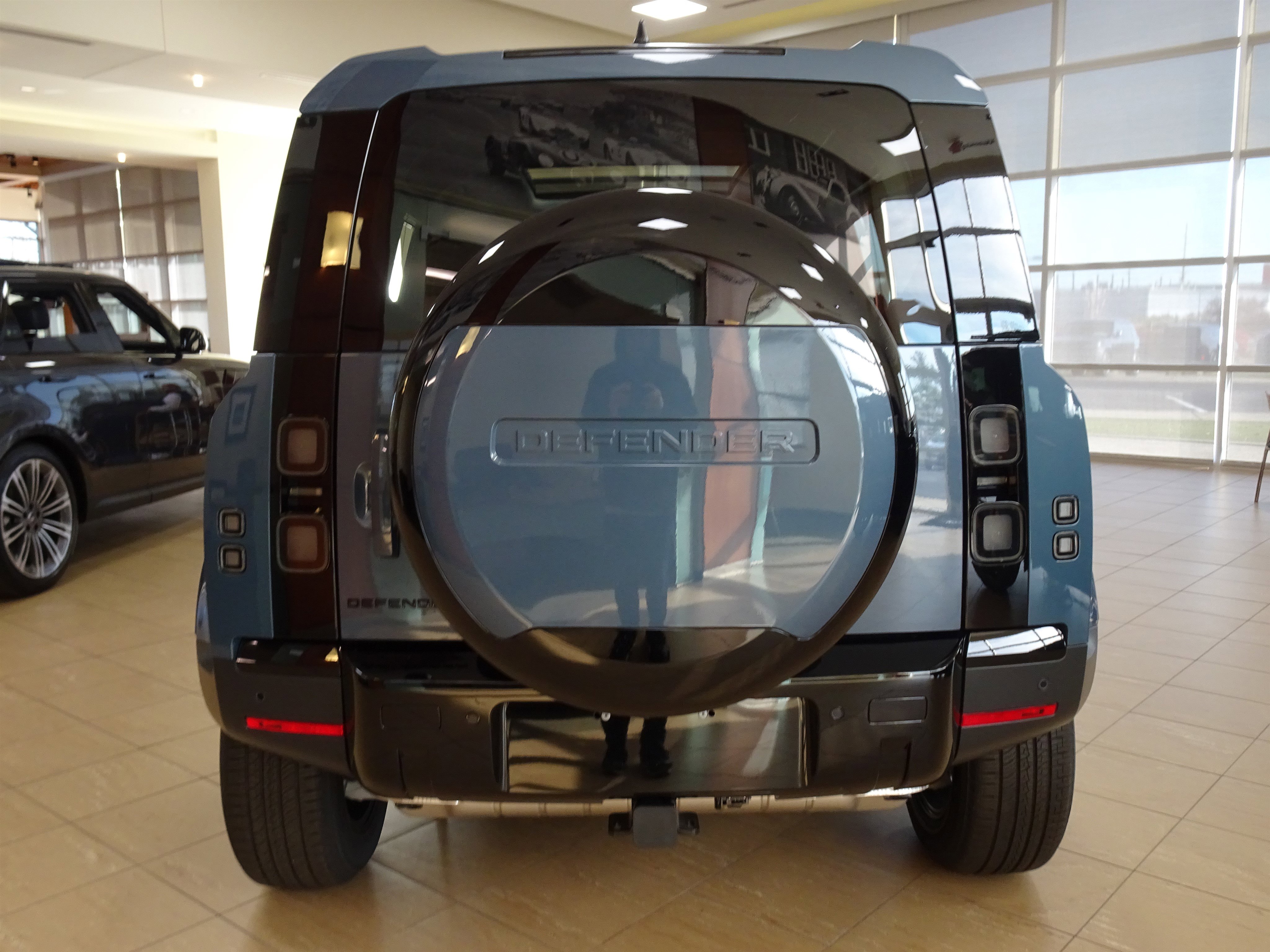 New 2026 Land Rover Defender 110 S image 10