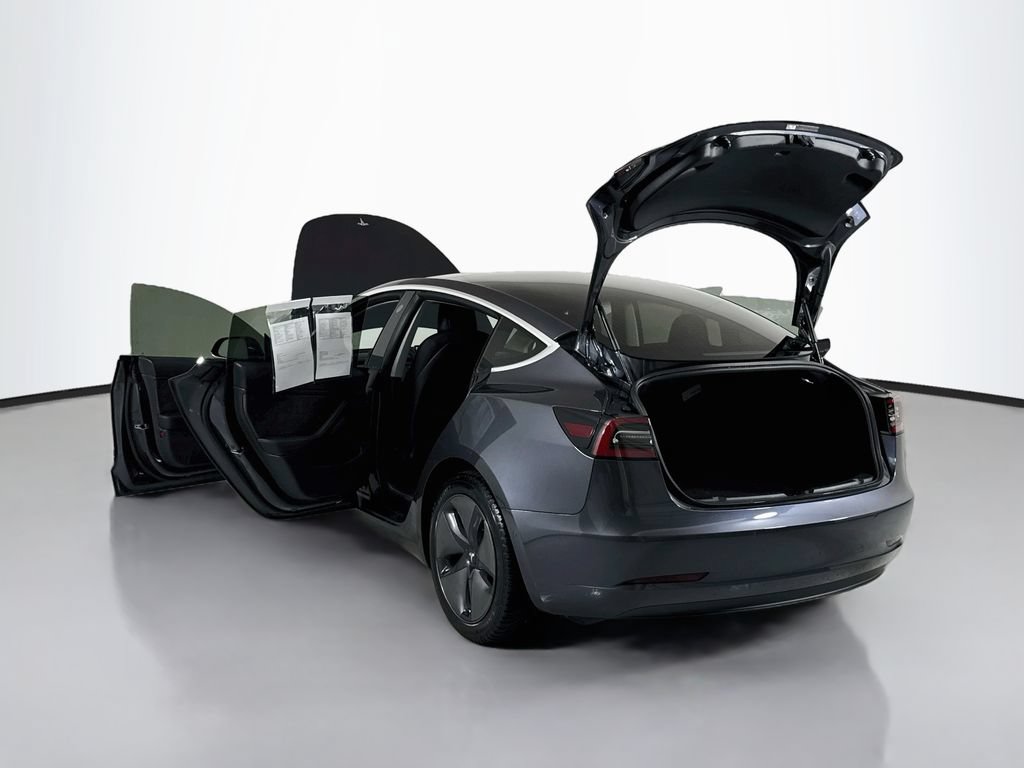 Used 2018 Tesla Model 3 Mid Range RWD image 31