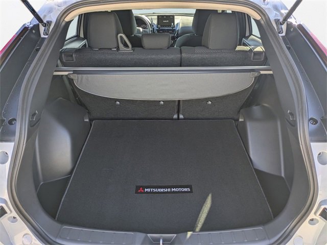 New 2026 Mitsubishi Eclipse Cross LE image 13