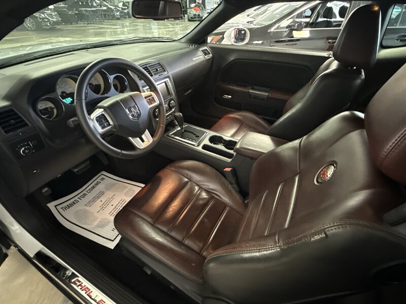 Used 2014 Dodge Challenger R/T RWD image 18