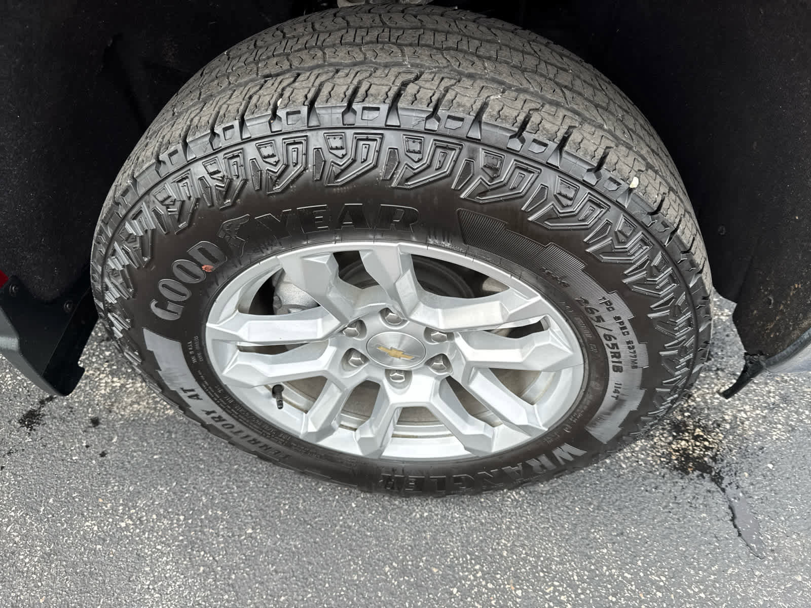 Used 2022 Chevrolet Silverado 1500 LT w/ Protection Package image 13