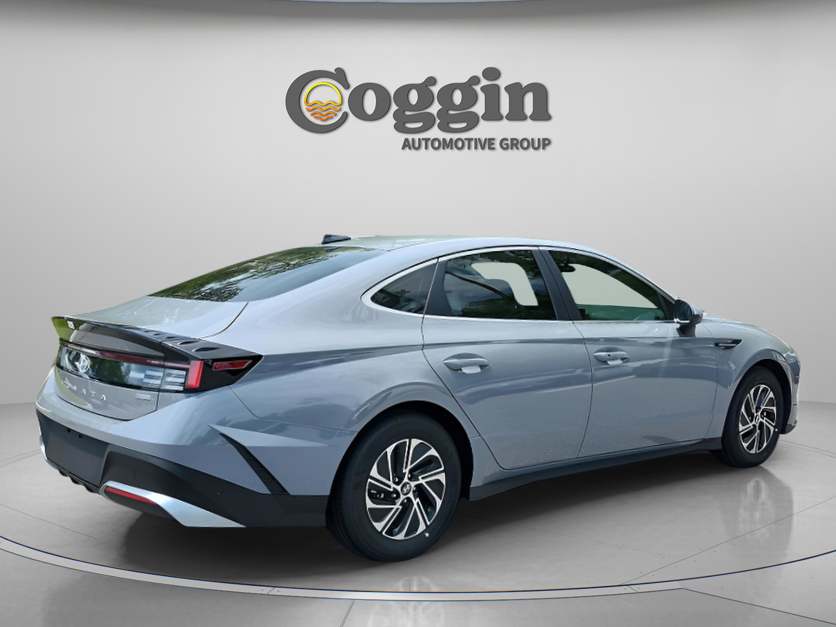 New 2026 Hyundai Sonata Blue FWD image 5